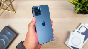 Jak špehovat iPhone s útěkem z vězení a bez něj