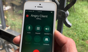 Jak zaznamenat živou konverzaci na iPhone
