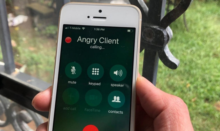 Jak zaznamenat živou konverzaci na iPhone