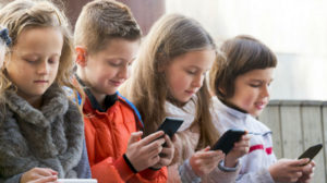 子供の電話メッセージを監視するにはどうすればよいですか？